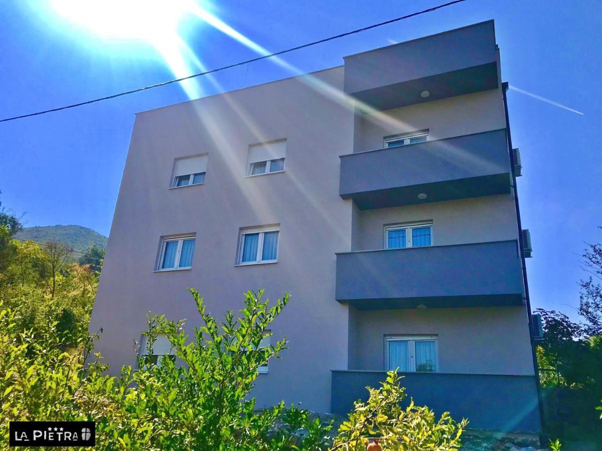 La Pietra Family Hotel Medjugorje Exterior photo