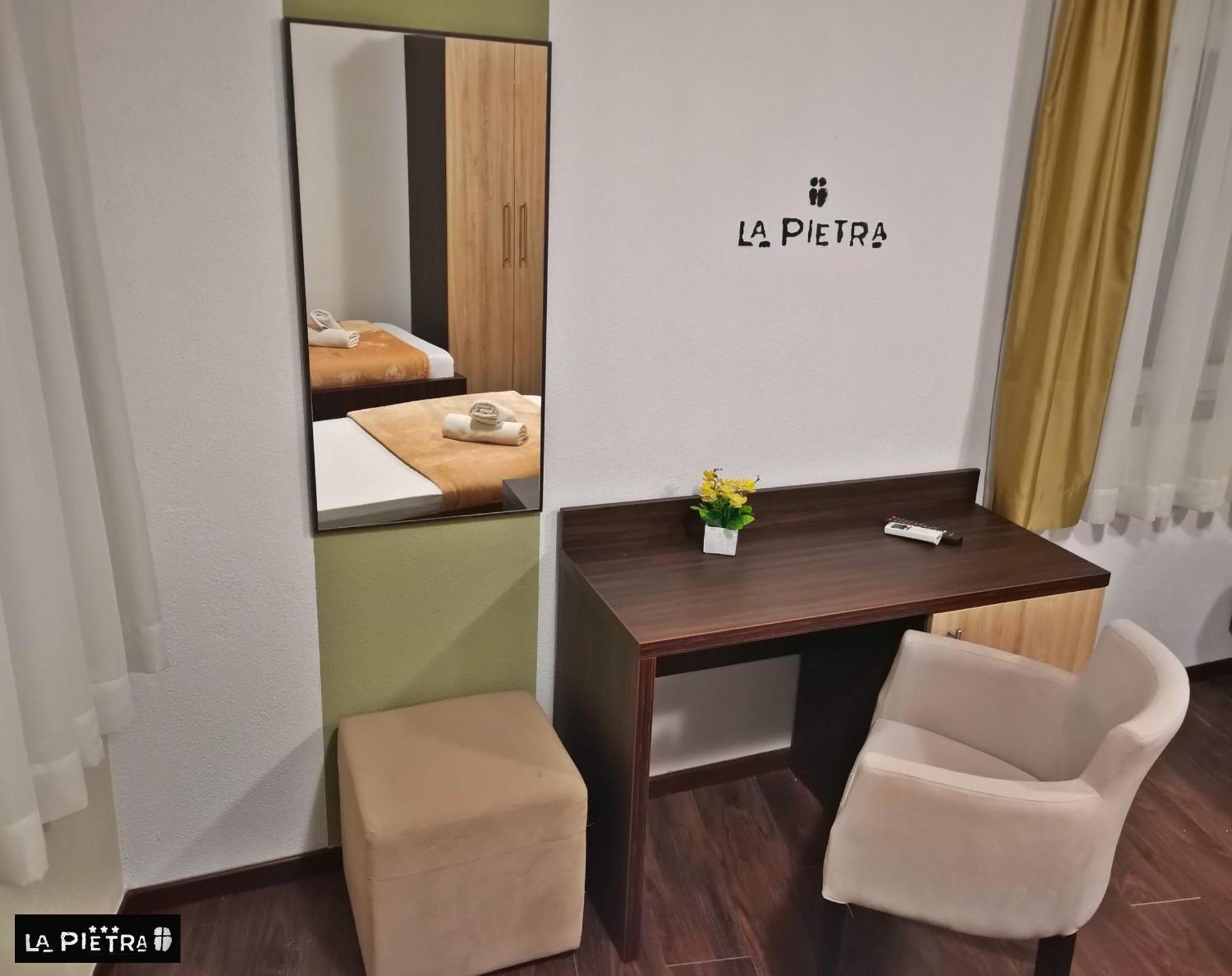 La Pietra Family Hotel Medjugorje Room photo