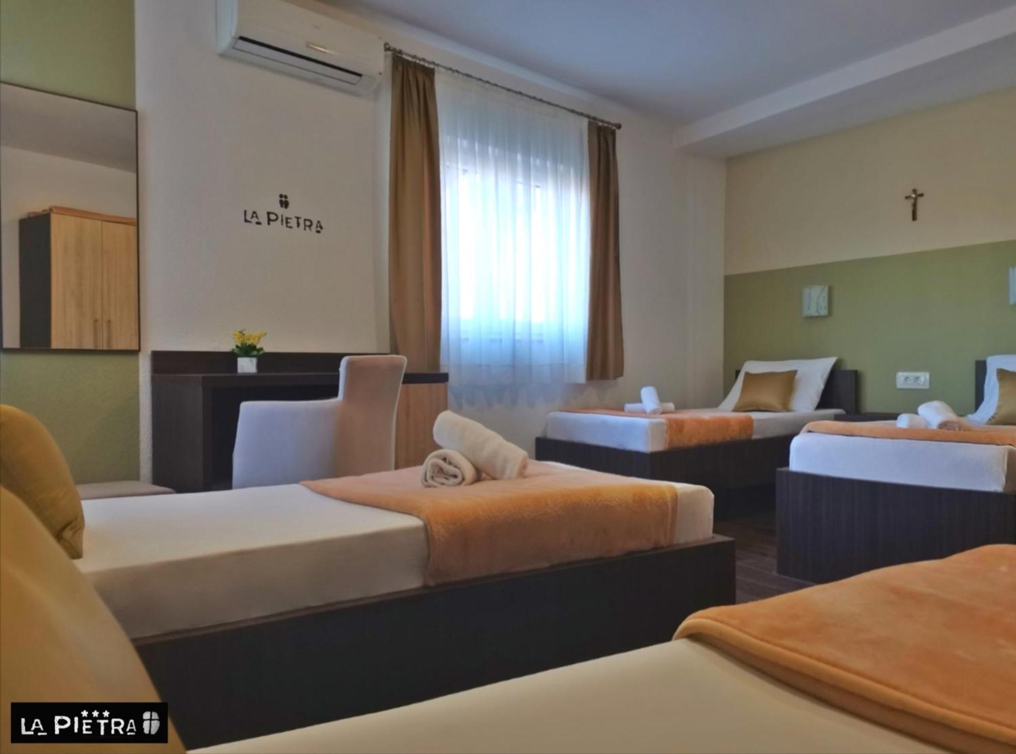 La Pietra Family Hotel Medjugorje Room photo